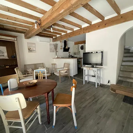 Bastide D'estienne, La Maison De Zazie *